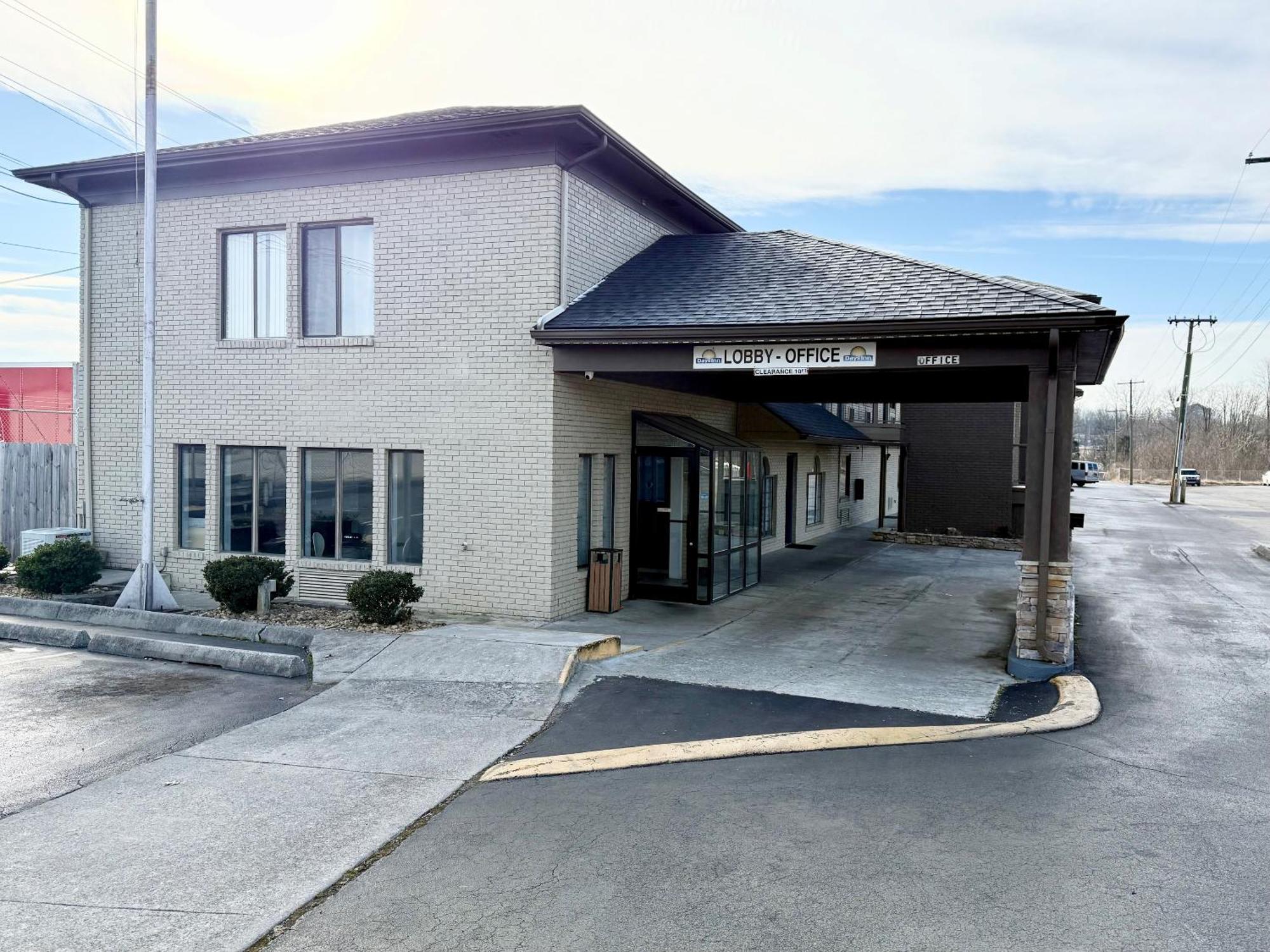 Days Inn By Wyndham Morristown Bagian luar foto